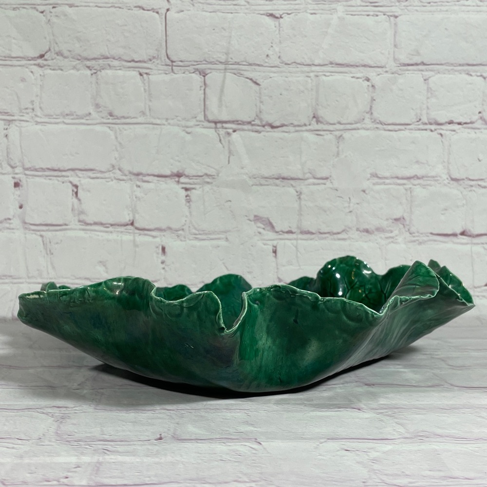 Hand Crafted Green Leaf Decorative Platter - Artist Signed - Picture 5 of 10
